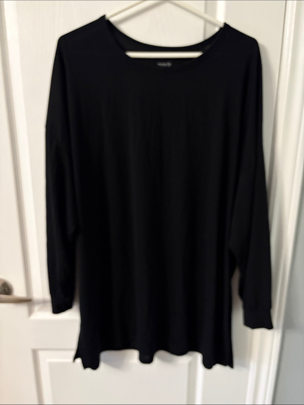Old Navy Active Black Ultralite Tee